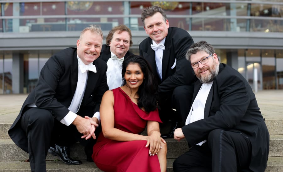 De Tre Kongelige Tenorer & Diva