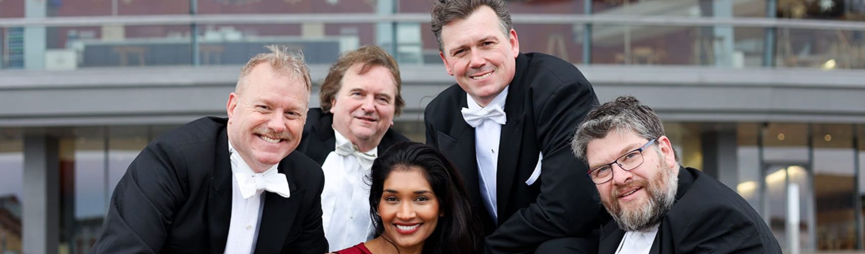 De-3-kgl-tenorer-cover-bifald